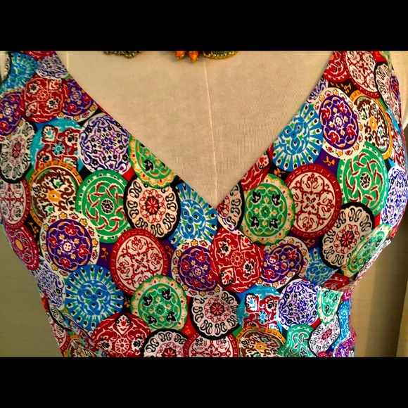 Beautiful Silk Dress - Picture 4 of 8